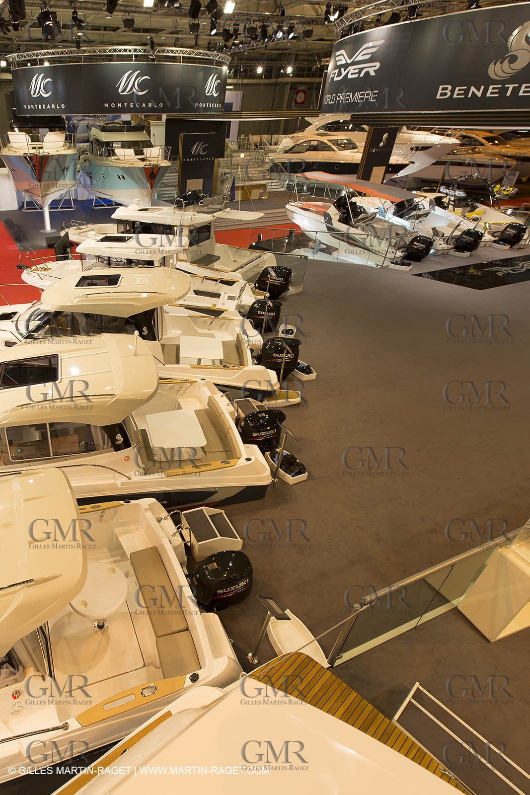 10 12 2013 - Paris (FRA,75) -Paris Boat Show - Beneteau booth