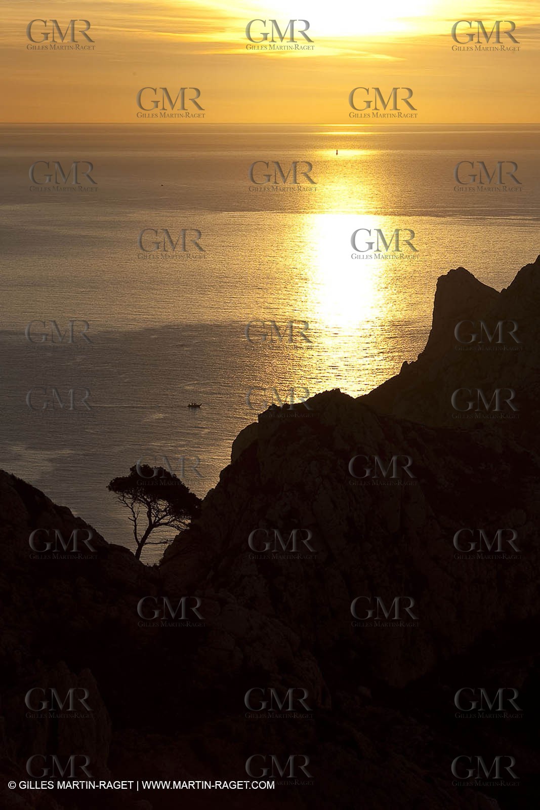 Décember 2009 - Marseille (FRA) - Les Calanques - Sormiou highs as seen from Cortiou pass