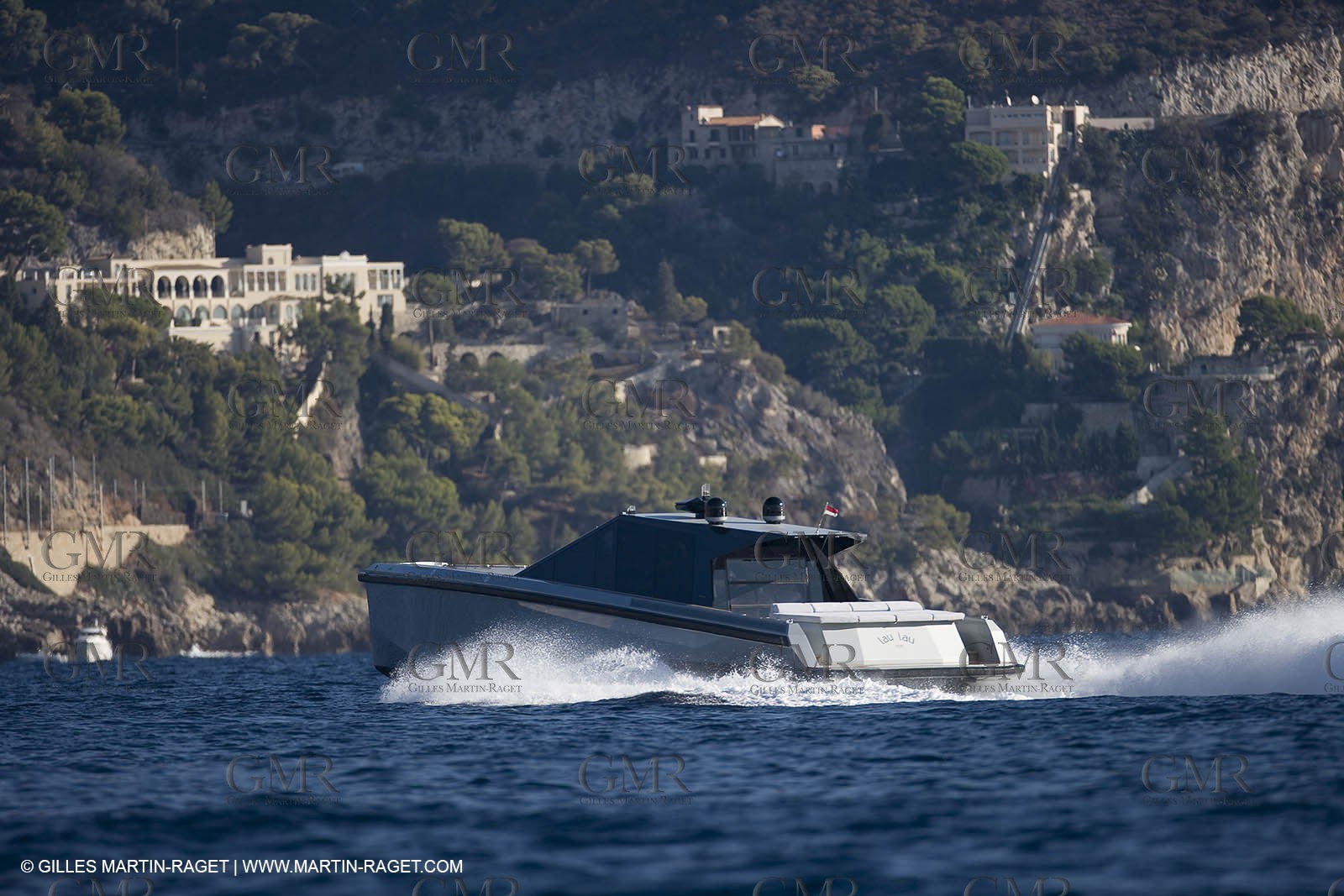 29 09 2007 - St Jean Cap Ferrat - Wally Yachts - Wally Power 70 - Lau Lau