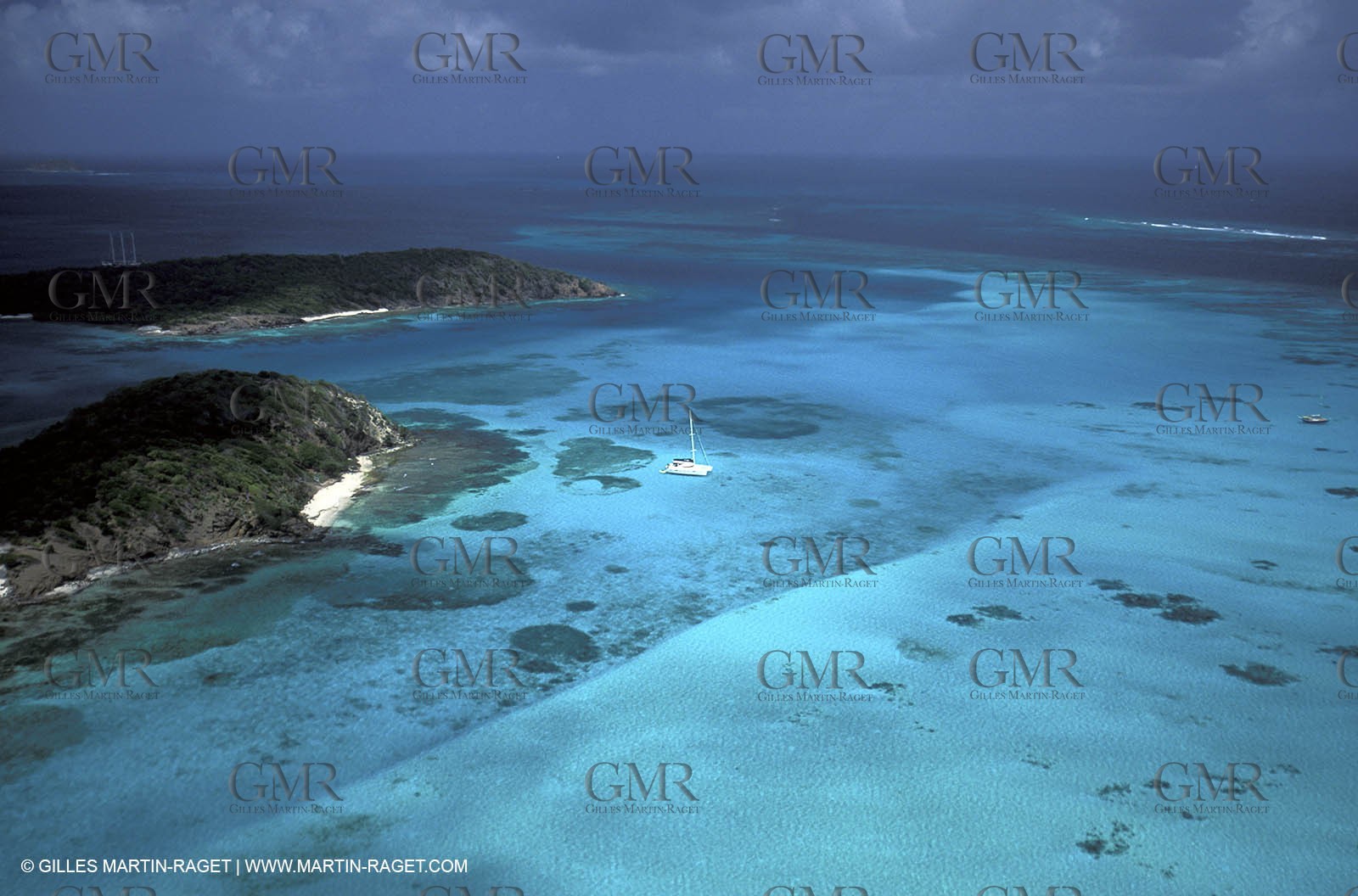 Cruising multihull mooring