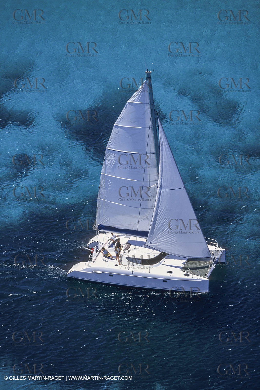 Sailing, cruising, multihull under sail