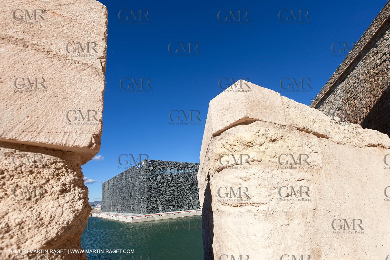 11 01 2013 - Marseille (FRA,13) - Marseille Provence 2013, Capitale européenne de la Culture, Ewplanade du J4, MUCEM et Villa Méditerrannée
