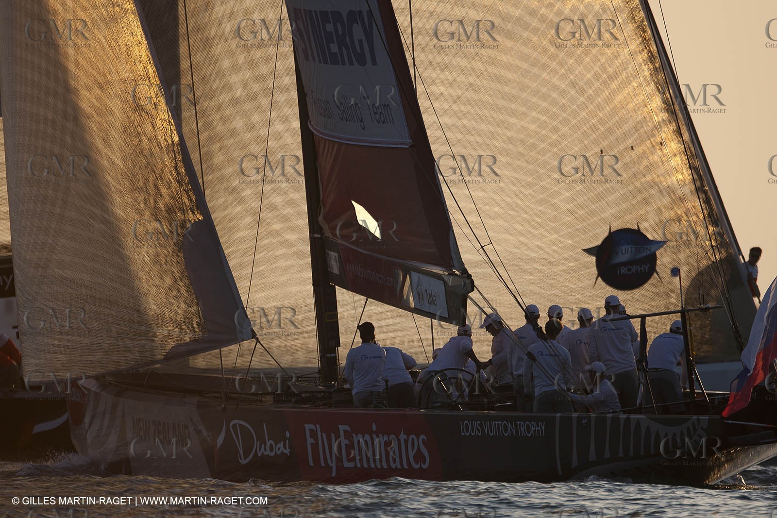 25 11 2010 - Dubai (UAE) - Dubai Louis Vuitton Trophy -  BMW ORACLE Racing - Fleet races