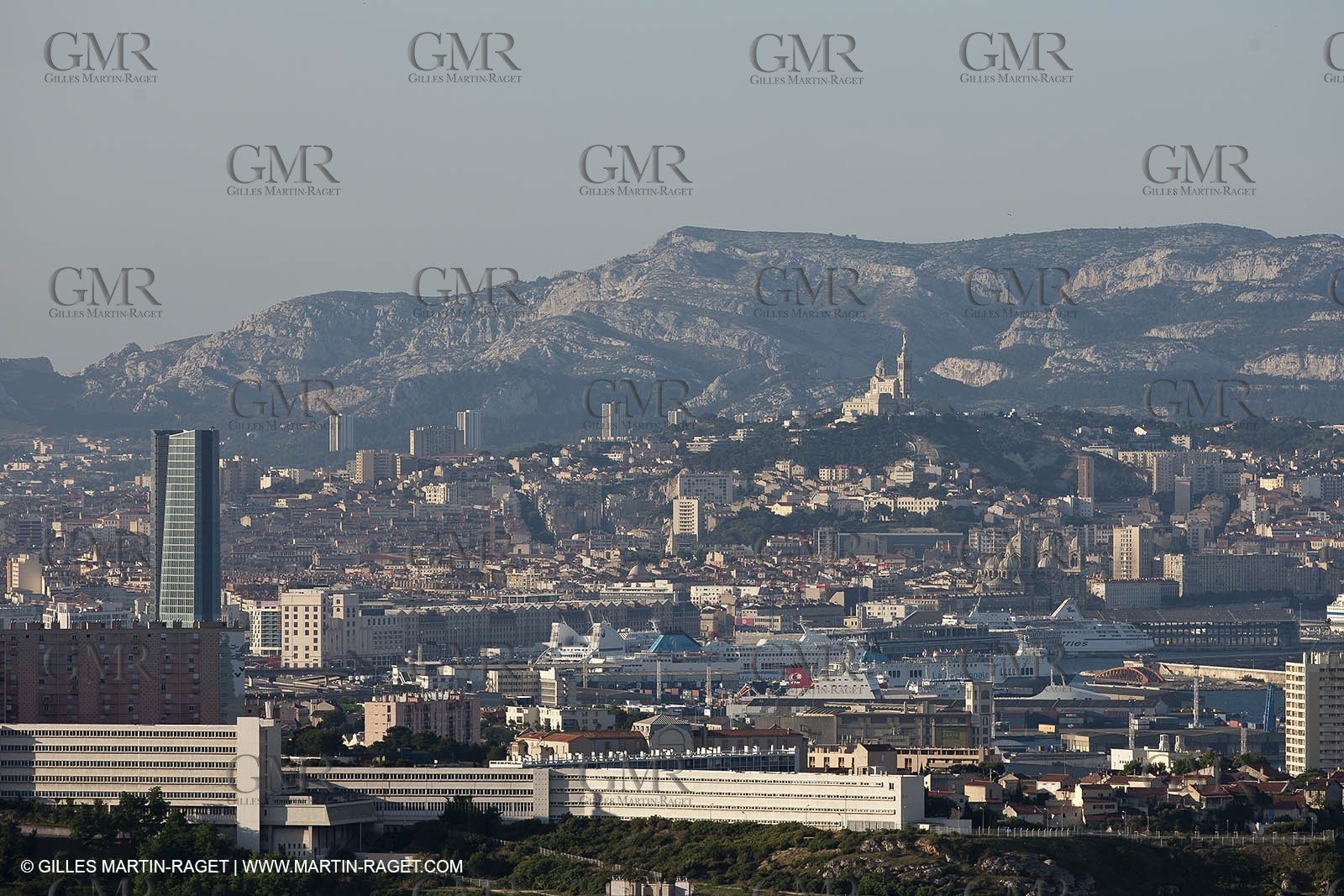 09 06 2012 - Marseille (FRA,13) - La Joliette northern harbor
