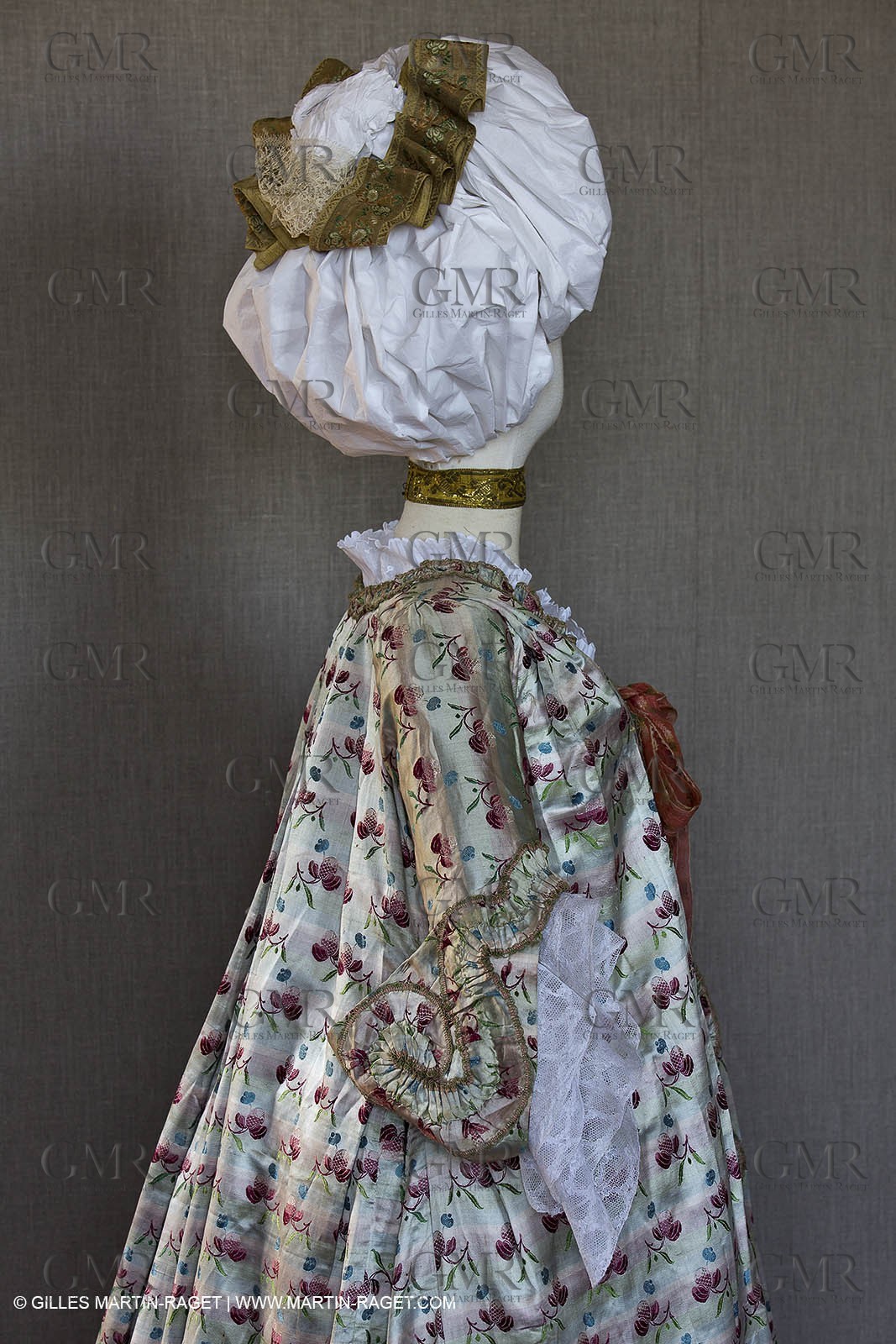 06 07 2012, Toulon (FRA,83), Villa Rozemaine, exhibition 'Fashion Dresses