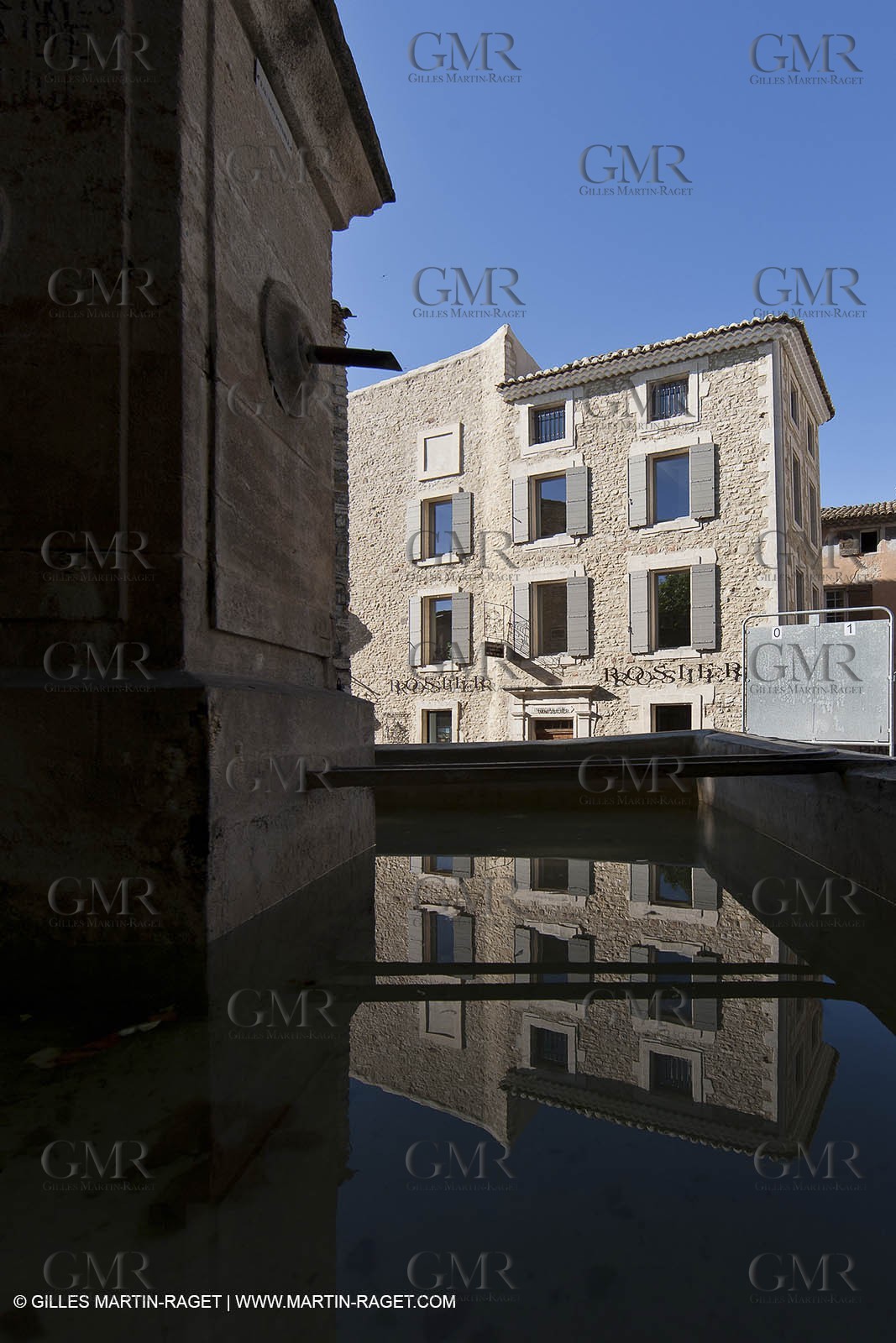 10 06 2012 - Gordes (FRA, 84)
