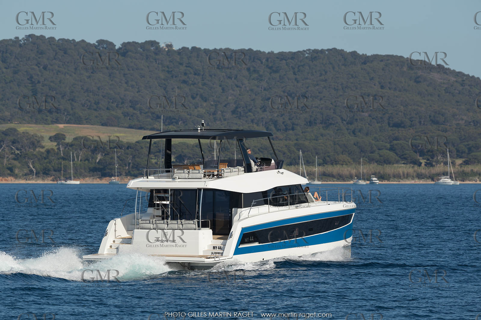 17 05 2017, Porquerolles (FRA,12), Fountaine-Pajot MY 44