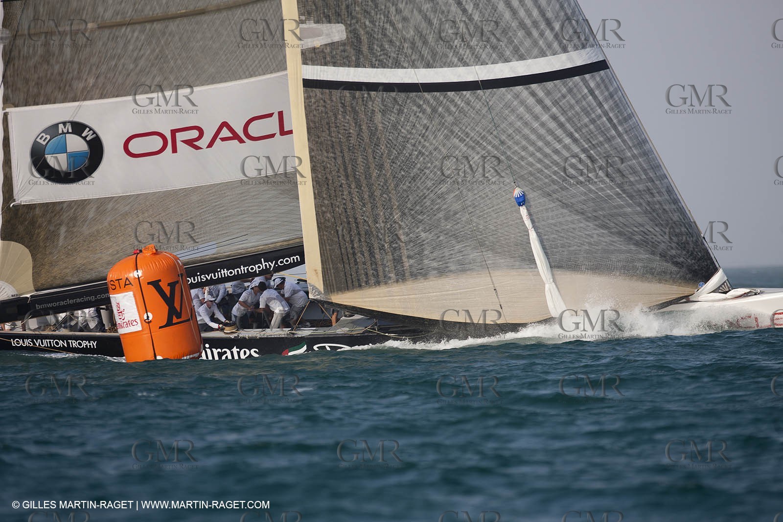 15 11 2010 - Dubai (UAE) - Dubai Louis Vuitton Trophy -  BMW ORACLE Racing Vs Artemis