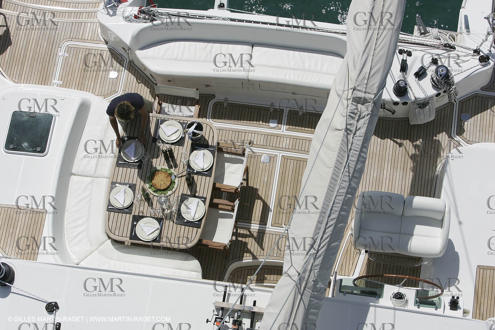 Privilege 585 - Go Free - Martinique Voile - Croisière - Repas