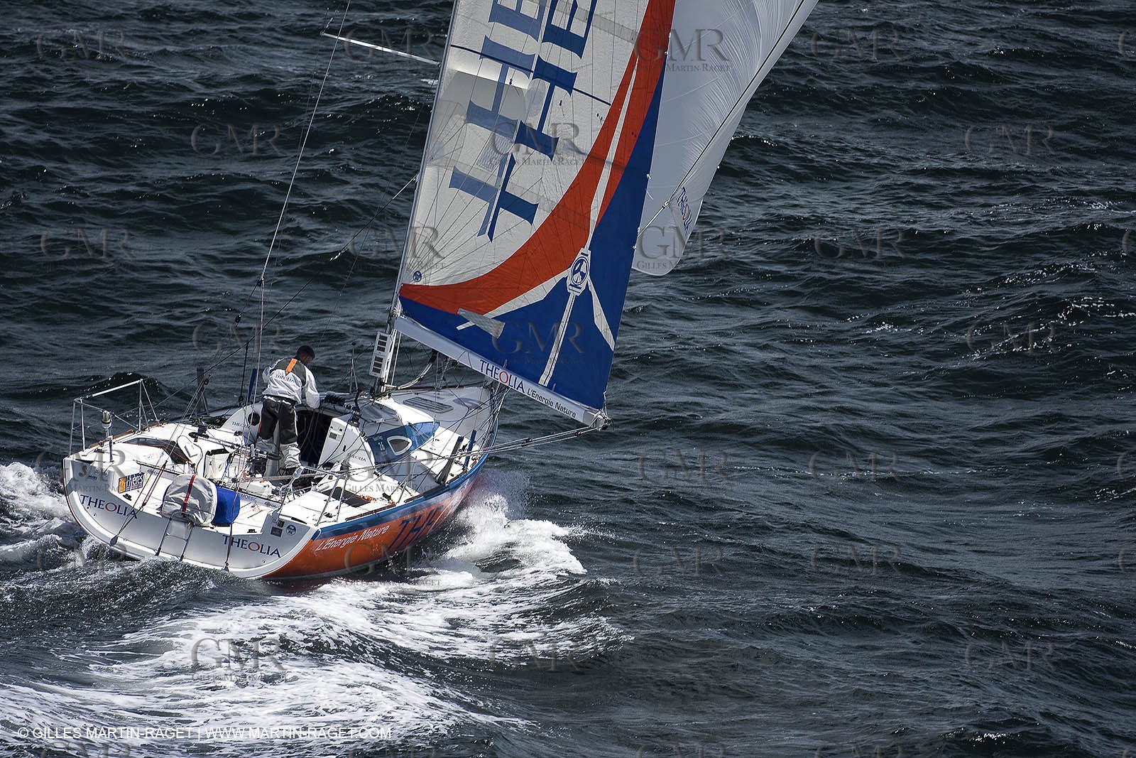 06-26-2007 - FIGARO II - THEOLIA - Skipper : Robert Nagy - Training off Marseille (south France) with strong wind conditions