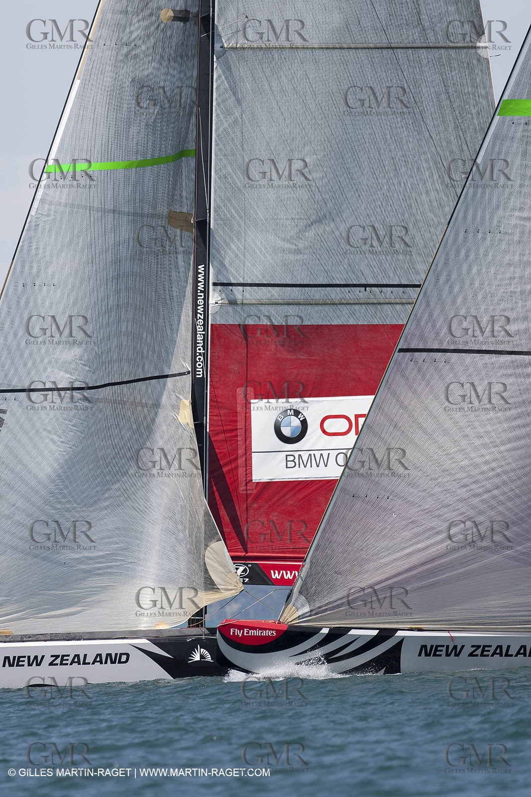 23 01 2009 - Auckland (NZL) - Louis Vuitton Pacific Series - BMW ORACLE Racing - Tuning up onboard Emirates Team New Zealand yacht