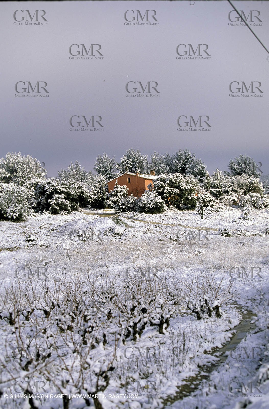 Près de Roussillon*near Roussillon