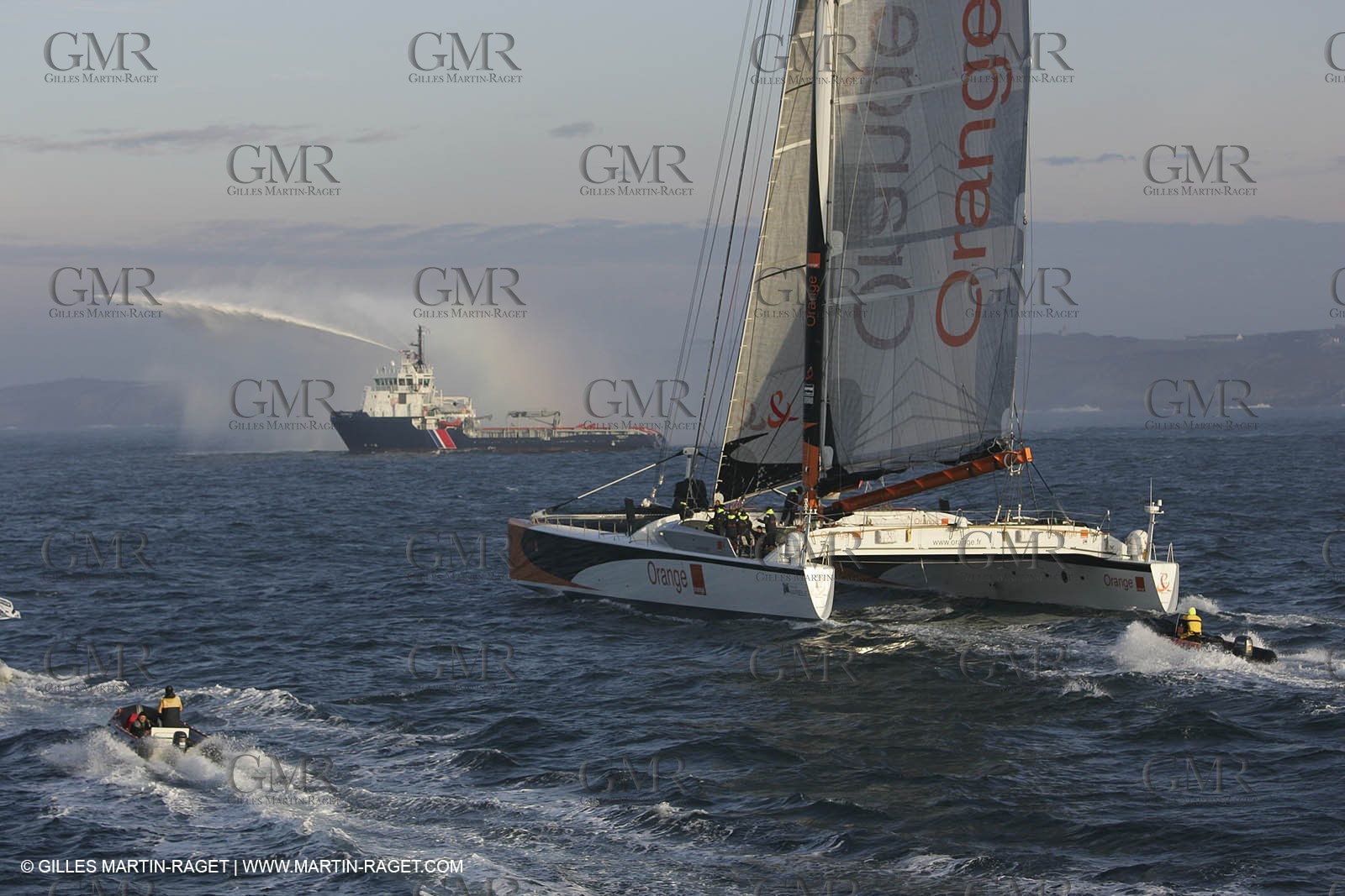 Orange II - 2005 Jules Verne Trophy finish in Brest - At sea