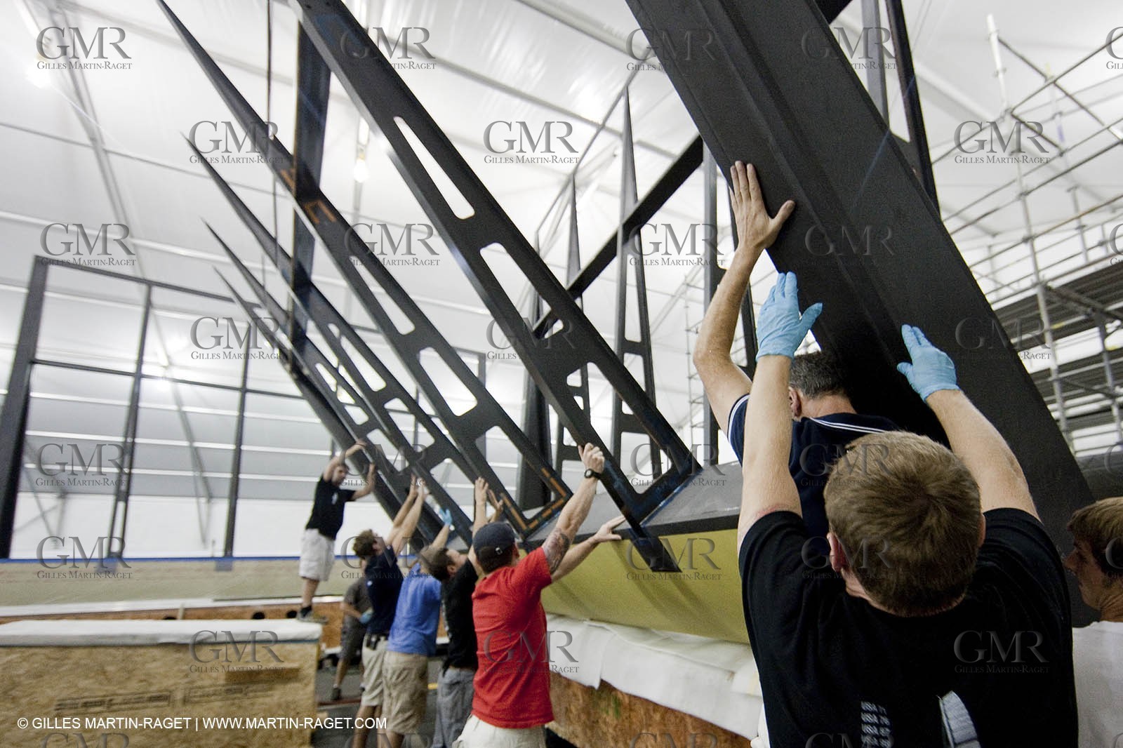 13 10 2009 - San Diego (USA, CA) - 33rd America's Cup - BMW ORACLE Racing - BOR 90 modifications