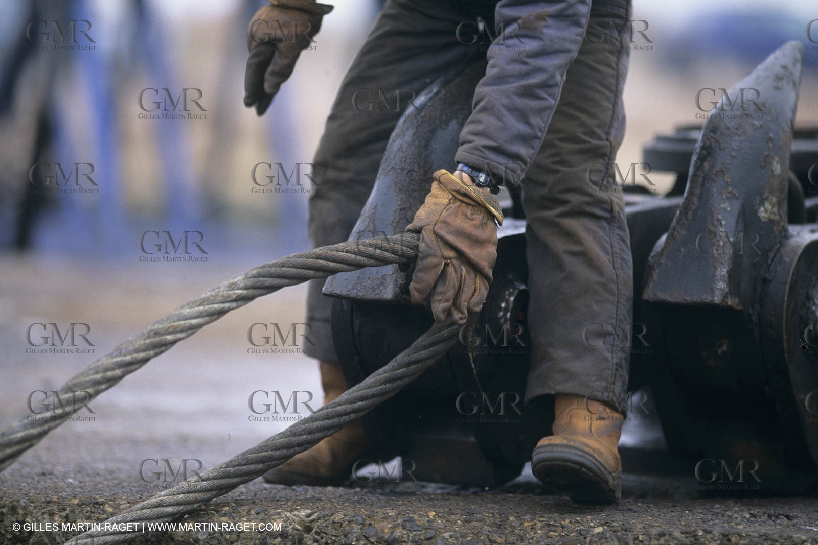 Monde maritime, opérations porturaires, ports, manoeuvres, marine world, harbour operations, maritime shipping,