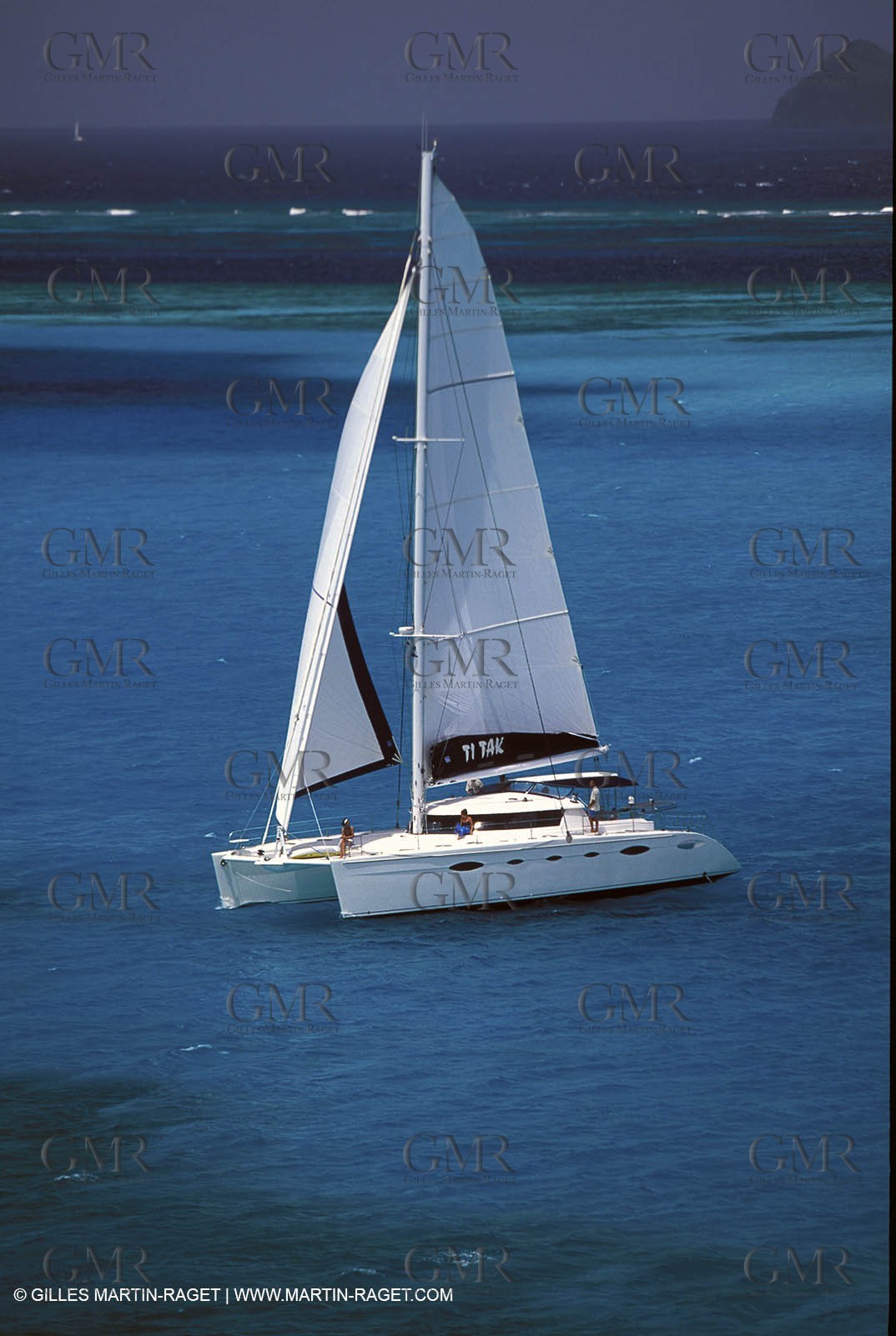 Cruising multihull sailing