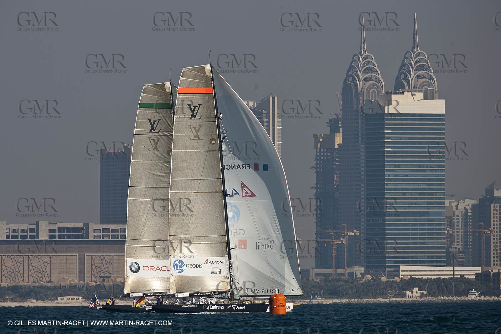 26 11 2010 - Dubai (UAE) - Dubai Louis Vuitton Trophy -1 2 final - BMW ORACLE Racing Vs All4One