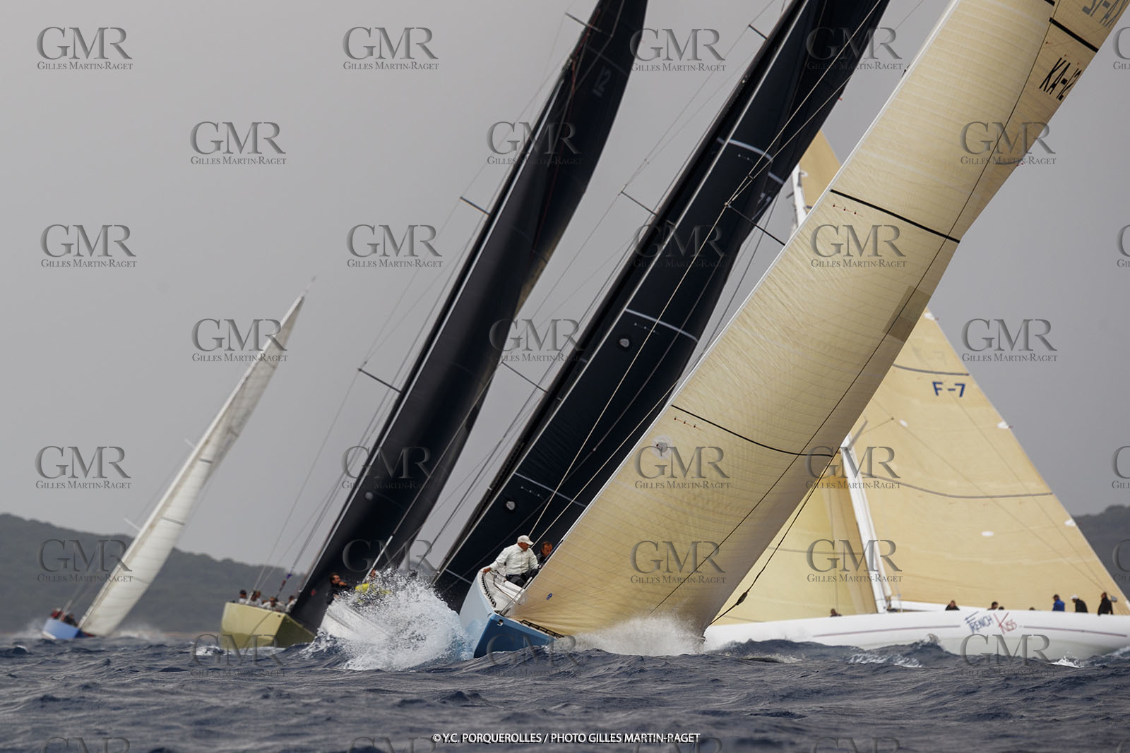 19 06 2024, Porquerolles Island (FRA), Championnat du monde des 12 m JI 2024, Race Day 1