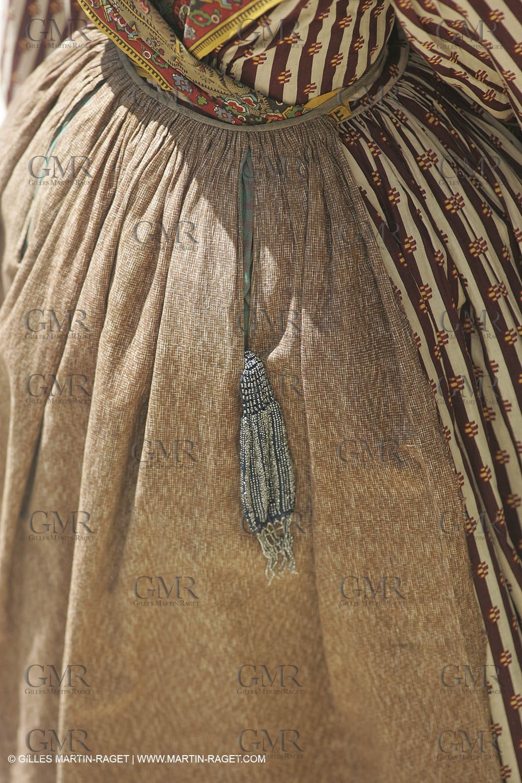 May 2004 - La Tour d'Aigues (FRA, 84) - Old costumes for women of the South exhibition