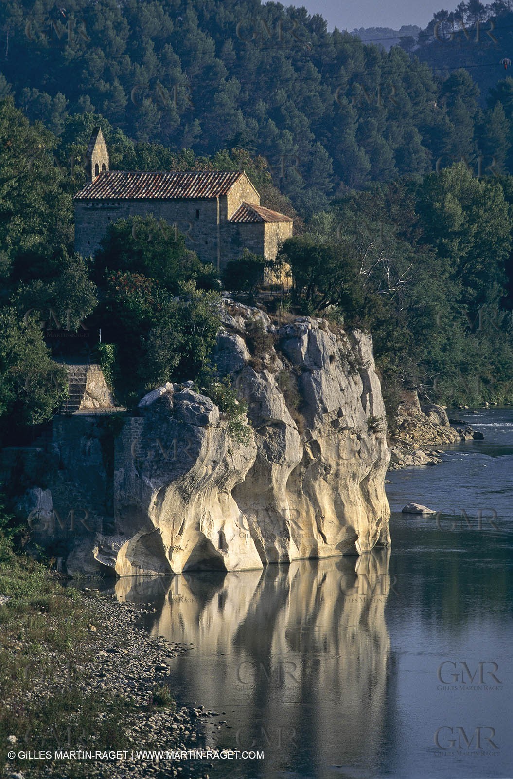 Aix en Provence area - Mirabeau bridge