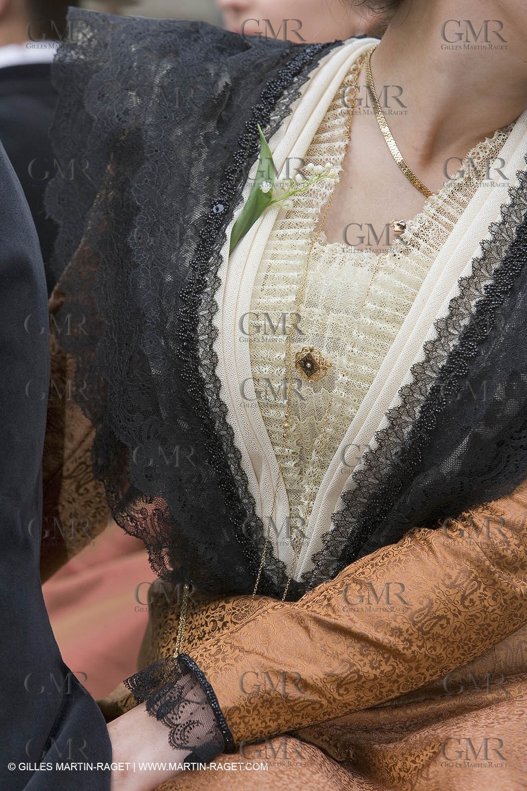 Arlésiennes in costume - Gardians (cow-boys) celebration - Arles