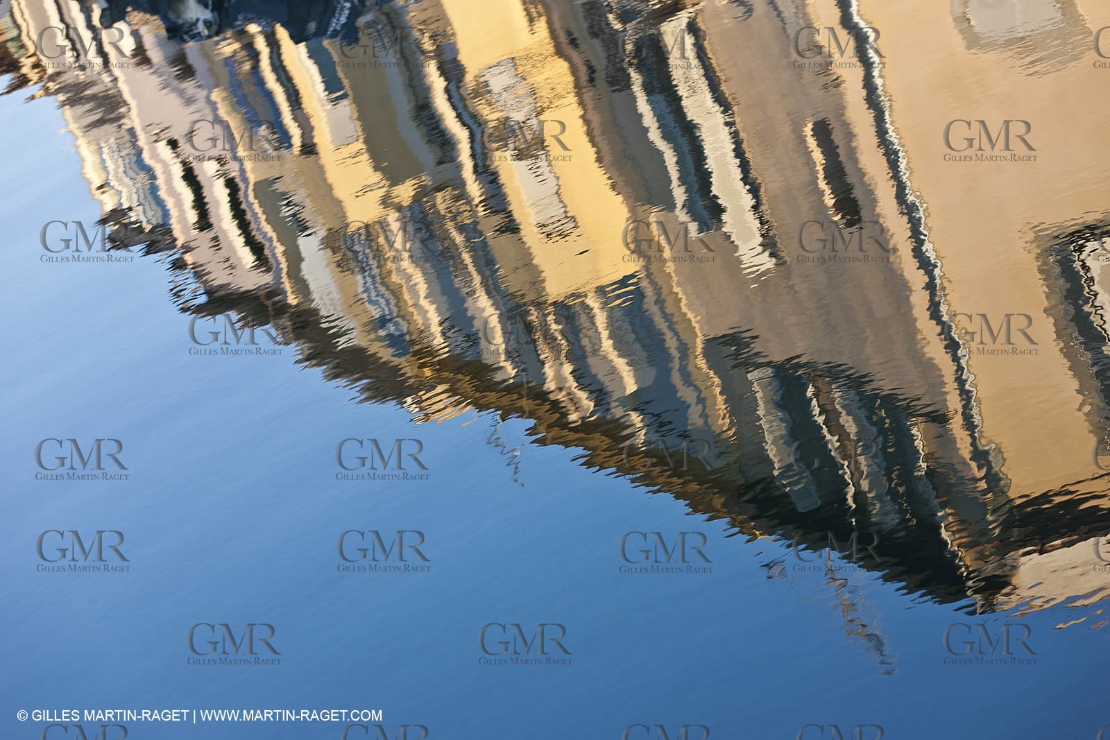 14 03 2012 - Martigues (FRA,13) - Quartier du Miroir