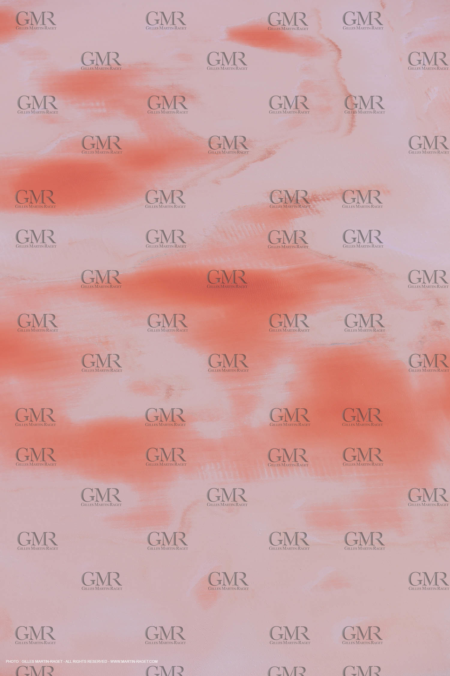 Marais salants à Aigues Mortes