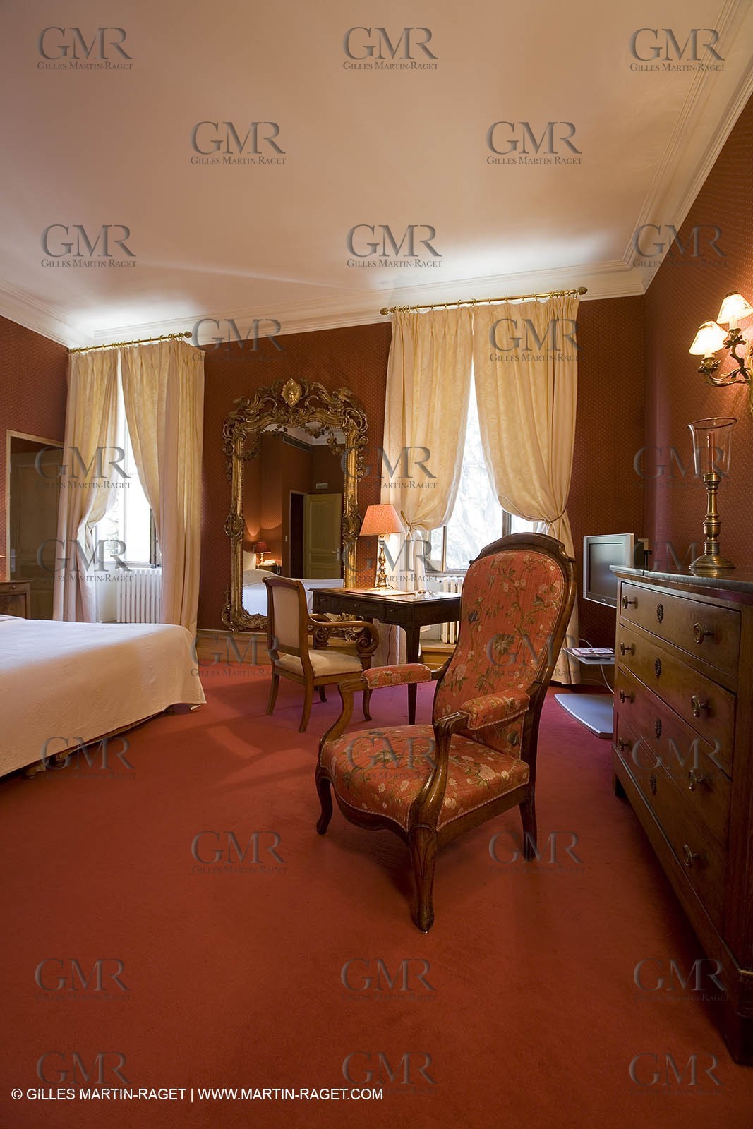 26 03 08 - Saint Rémy de Provence (FRA,13) - Chateau des Alpilles