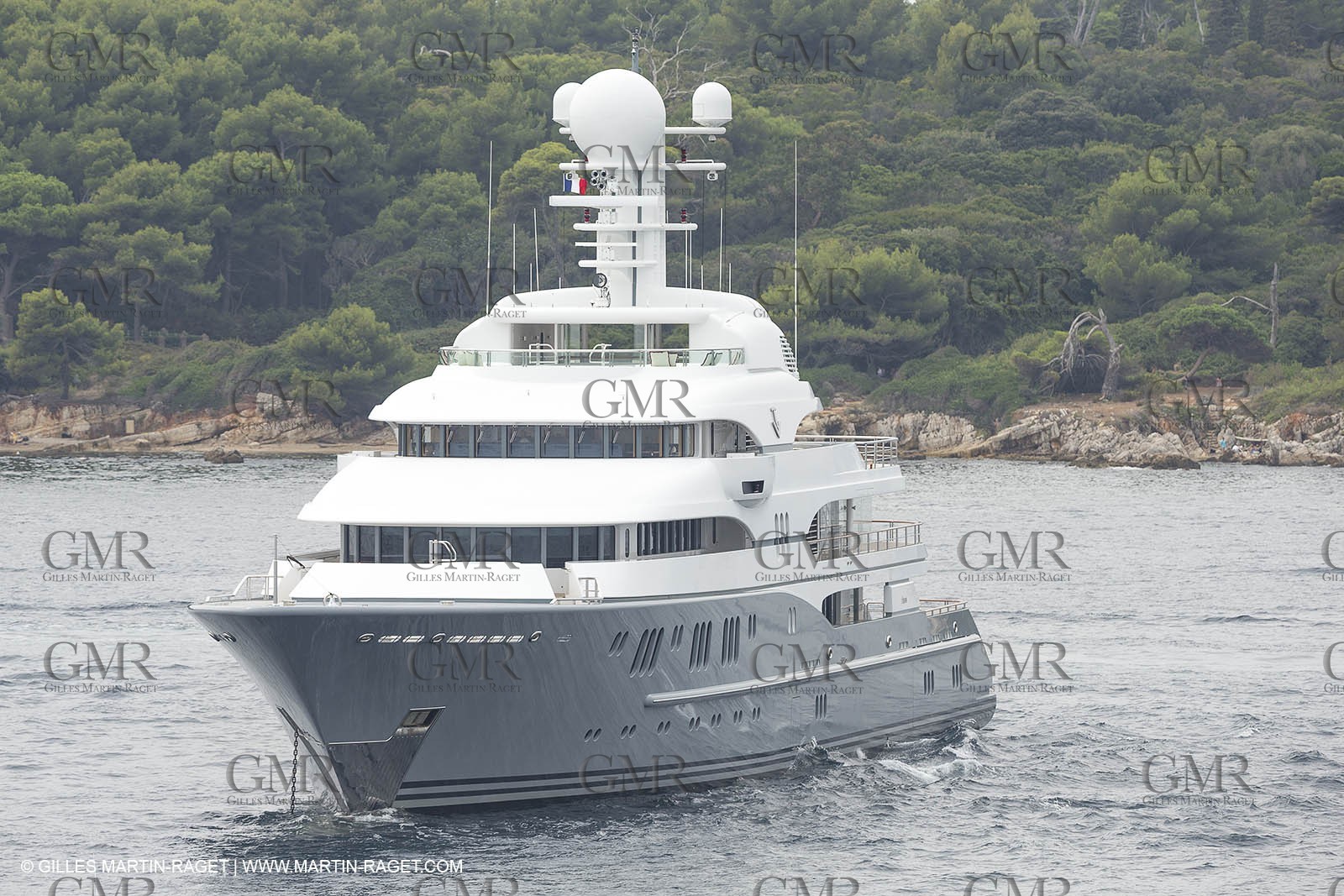 21 09 2014 - Cannes (FRA,83), Motor yacht TV