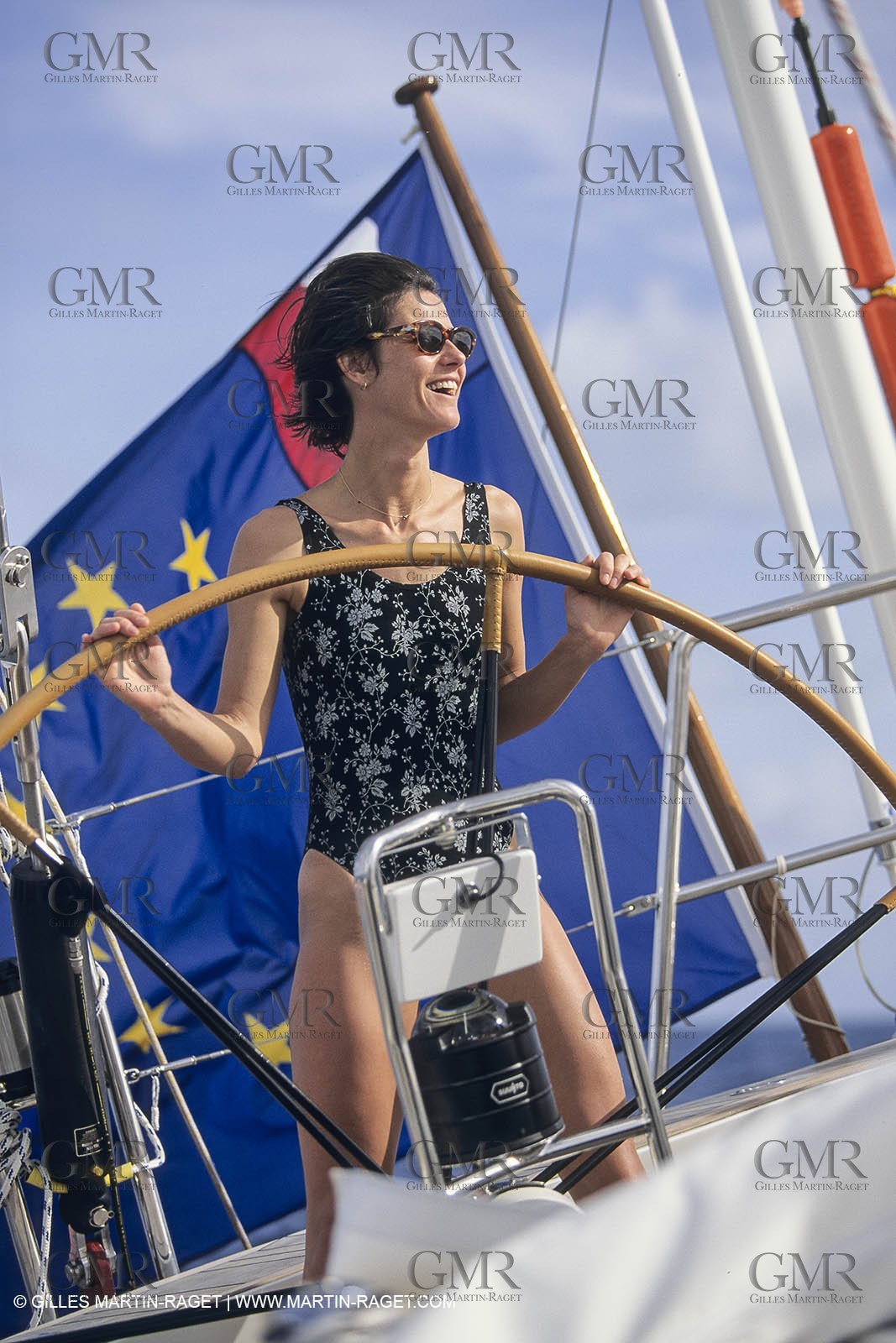 Sailing, cruising, people, women