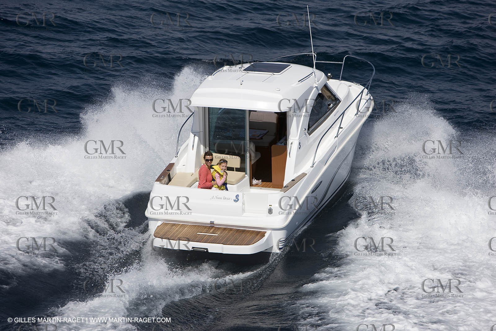 15 04 2008 - Porquerolles (Fra, 83) - Beneteau - Antares 8