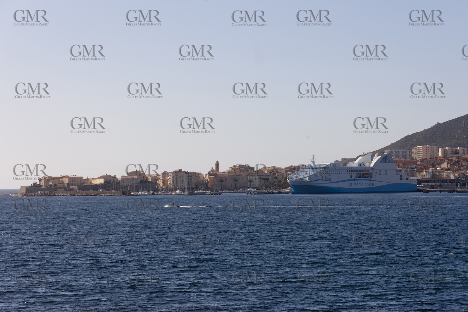 16 02 2012 - Ajaccio (FRA, Corse) - Compagnie la Méridionale - Le Piana en escale à Ajaccio