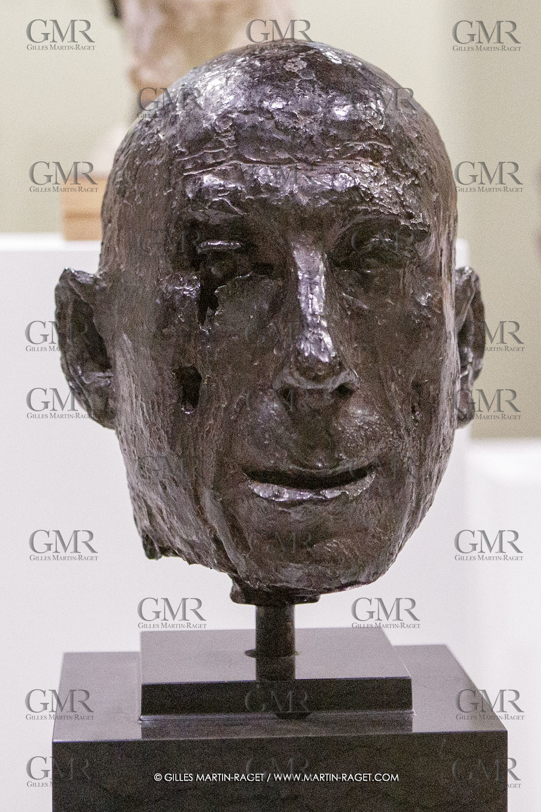 02 05 2023, Paris (FRA), oeuvre de Germaine Richier, Exposition Centre Pompidou 2023, Le Guerrier 1945, Bronze patiné foncé, Fondeur : C.Valsuani, Paris, 31 x 21 x 25 cm, Kunsthaus Zurïch, Zurich, Collection Dr. H.D.  Mayenfisch, 1949