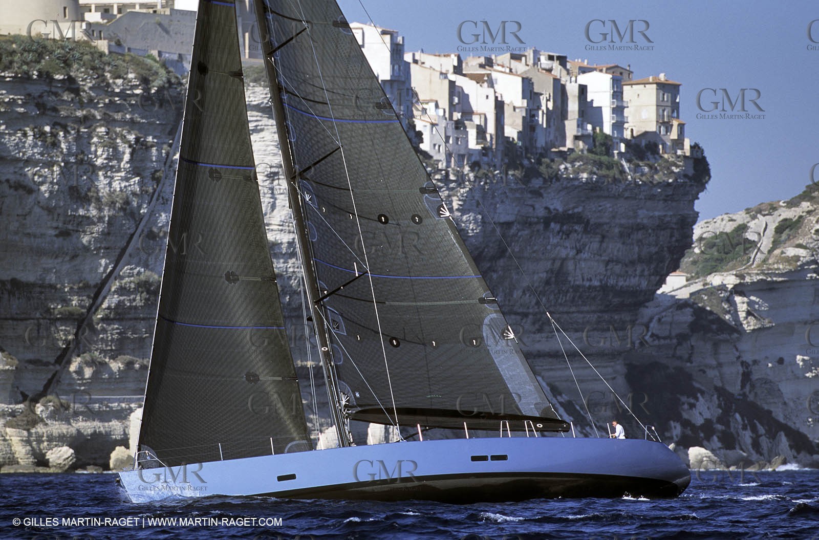 Wally Carerra dans les Bouches de Bonifaccio (Corse)