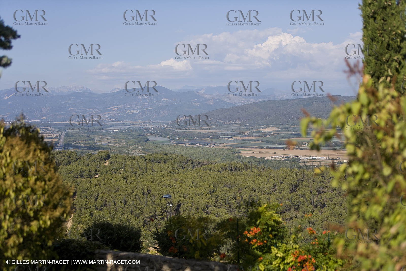 31 08 2007 - Forcalquier surrounds (FRA, 04) - Durance valley - Lurs