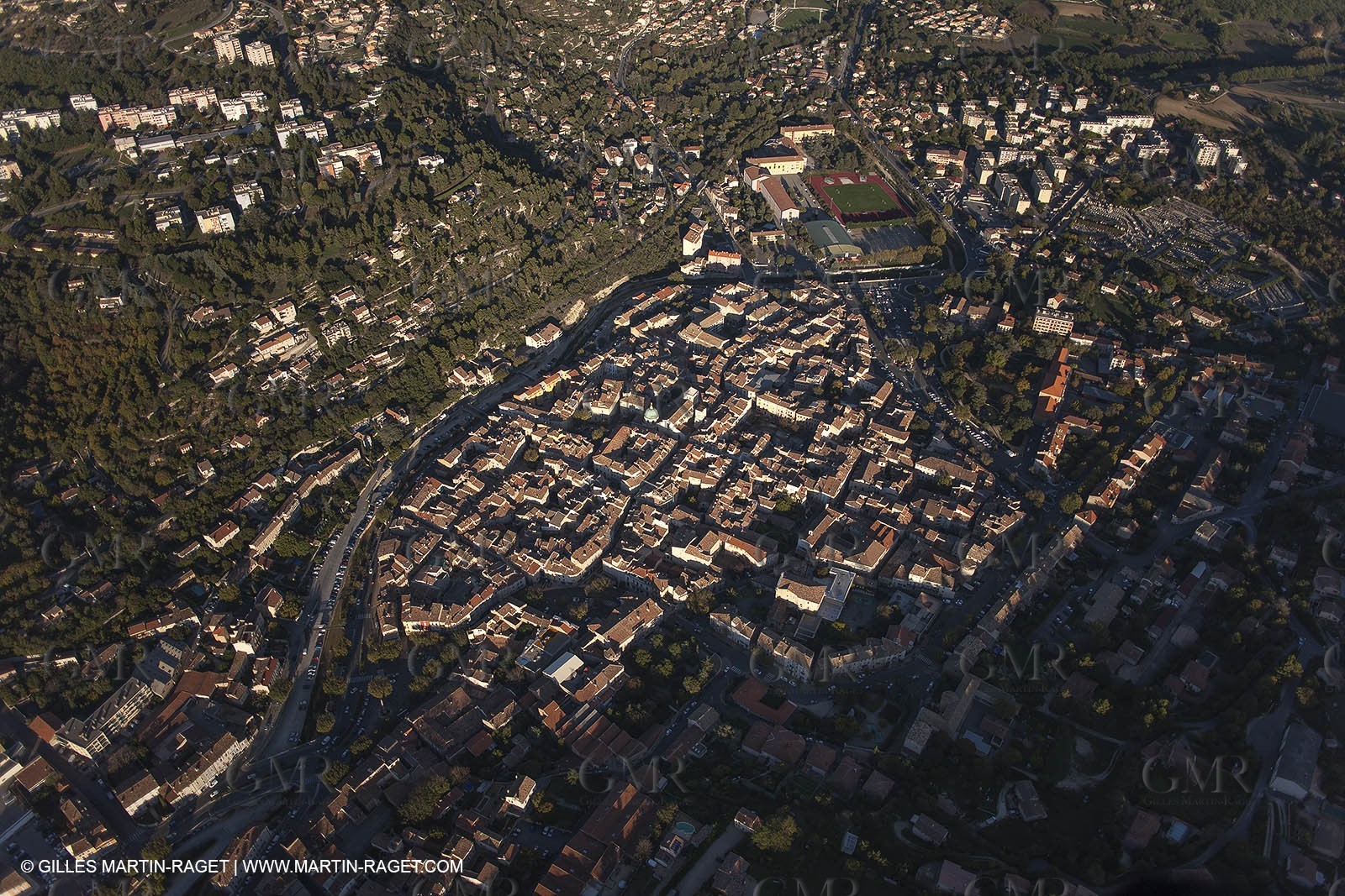 29 10 2012 - Apt (FRA,84) - Luberon as seen from above