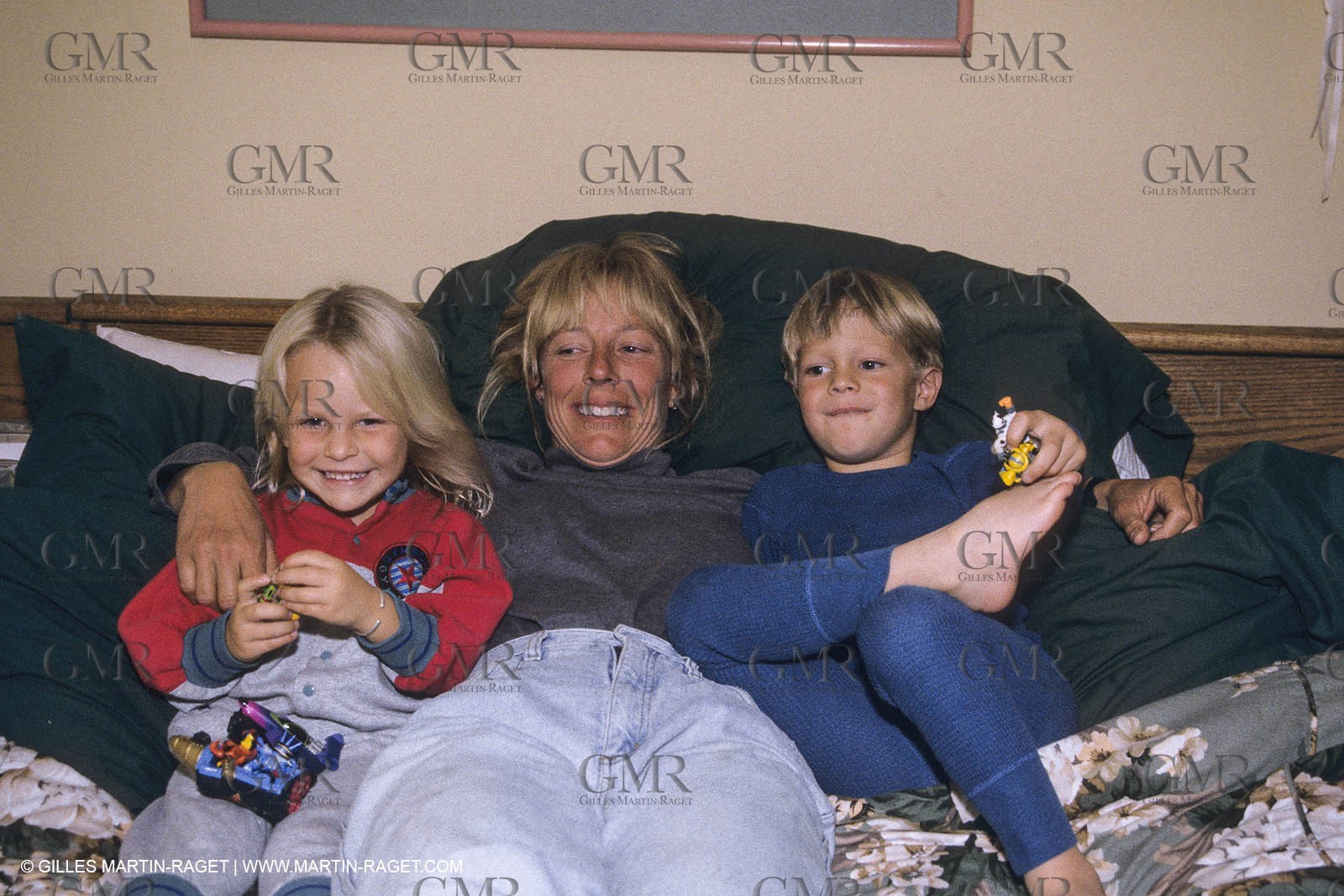 Sailing, People, sailors,owners, skippers, crew, designers, boatbuilders, celebrities (check keywords)