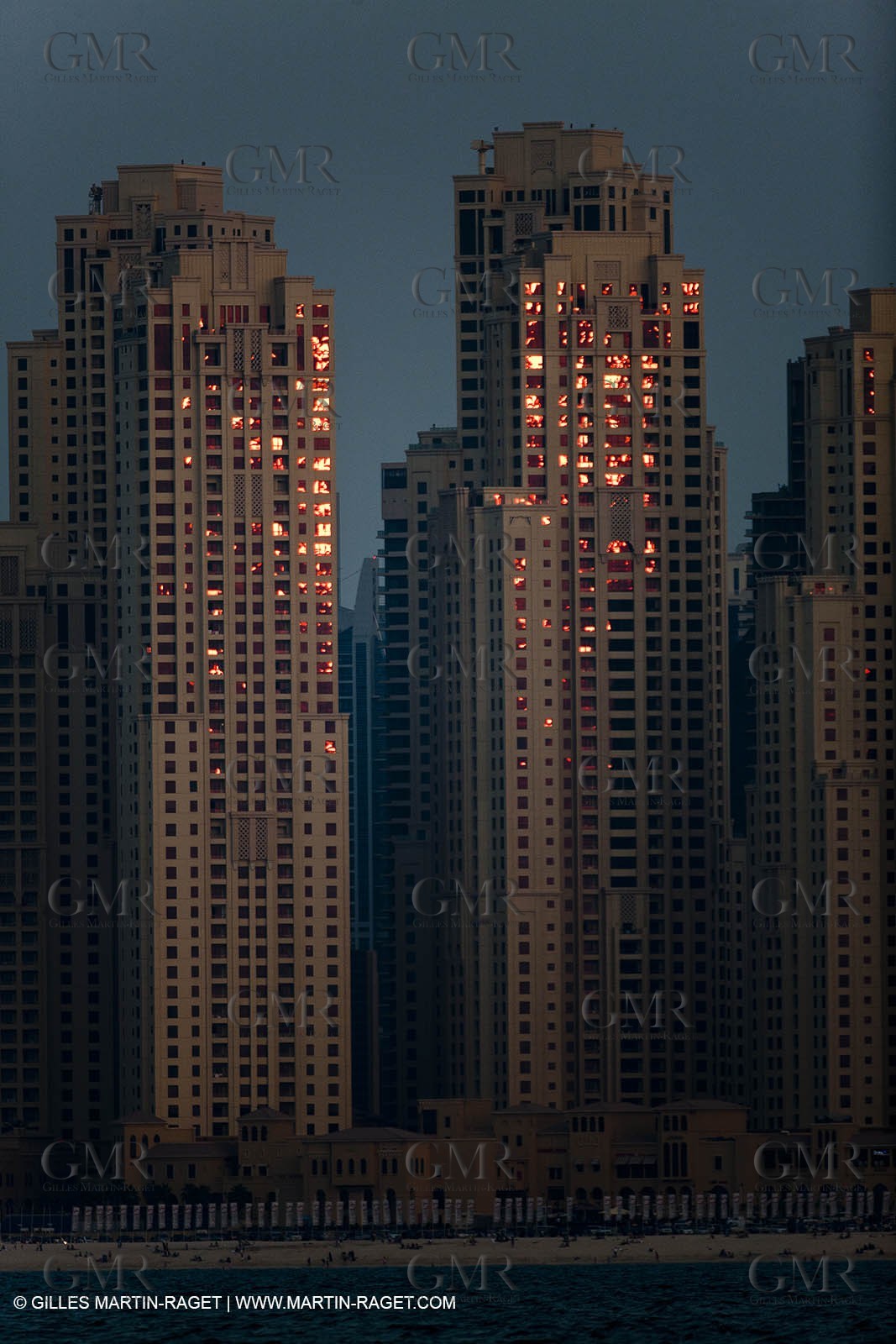 14 11 2010 - Dubai (UAE) - Dubai Louis Vuitton Trophy -  BMW ORACLE Racing - Race Day 1