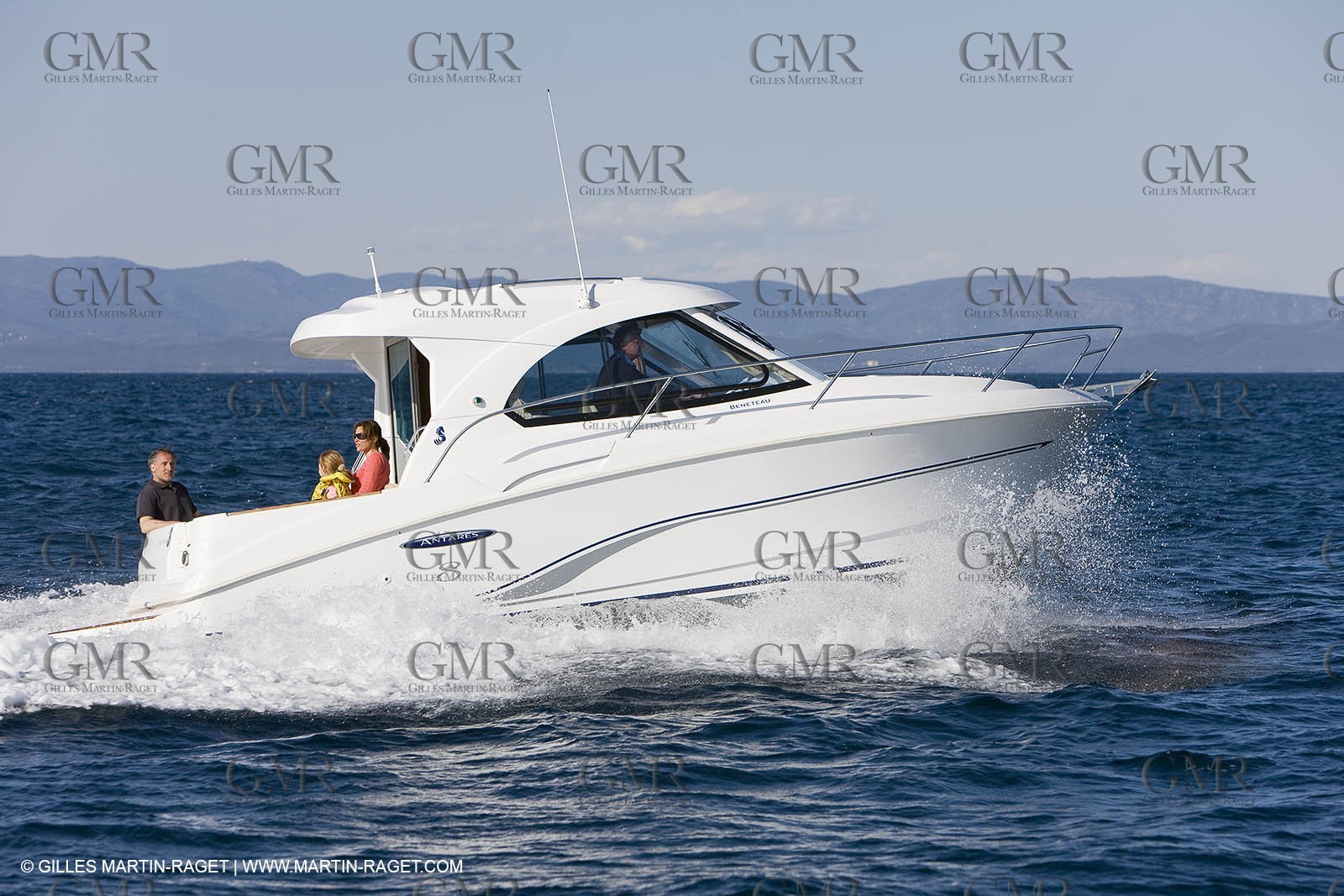 15 04 2008 - Porquerolles (Fra, 83) - Beneteau - Antares 8