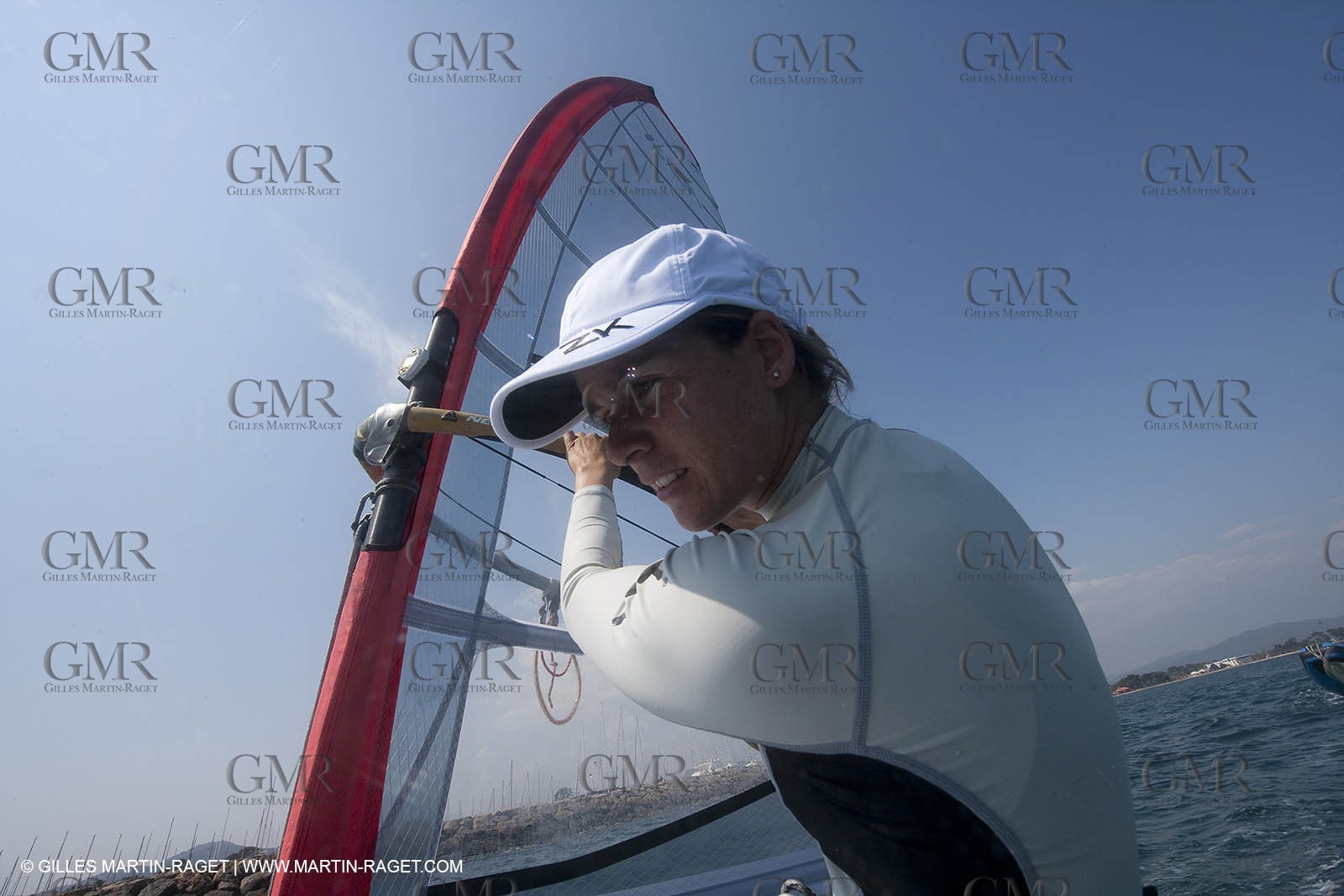 20 04 2010 - Hyères (FRA,83) - SOF 2010 - ZHIK Team - RSX women - Marina Alabau