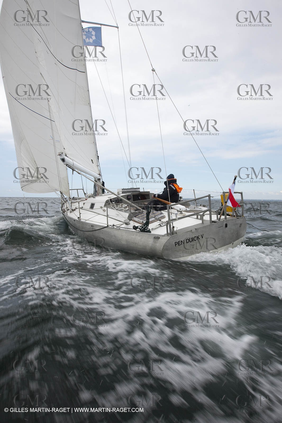 19 05 2010- Lorient- (FRA,56)  -  Pen Duick V