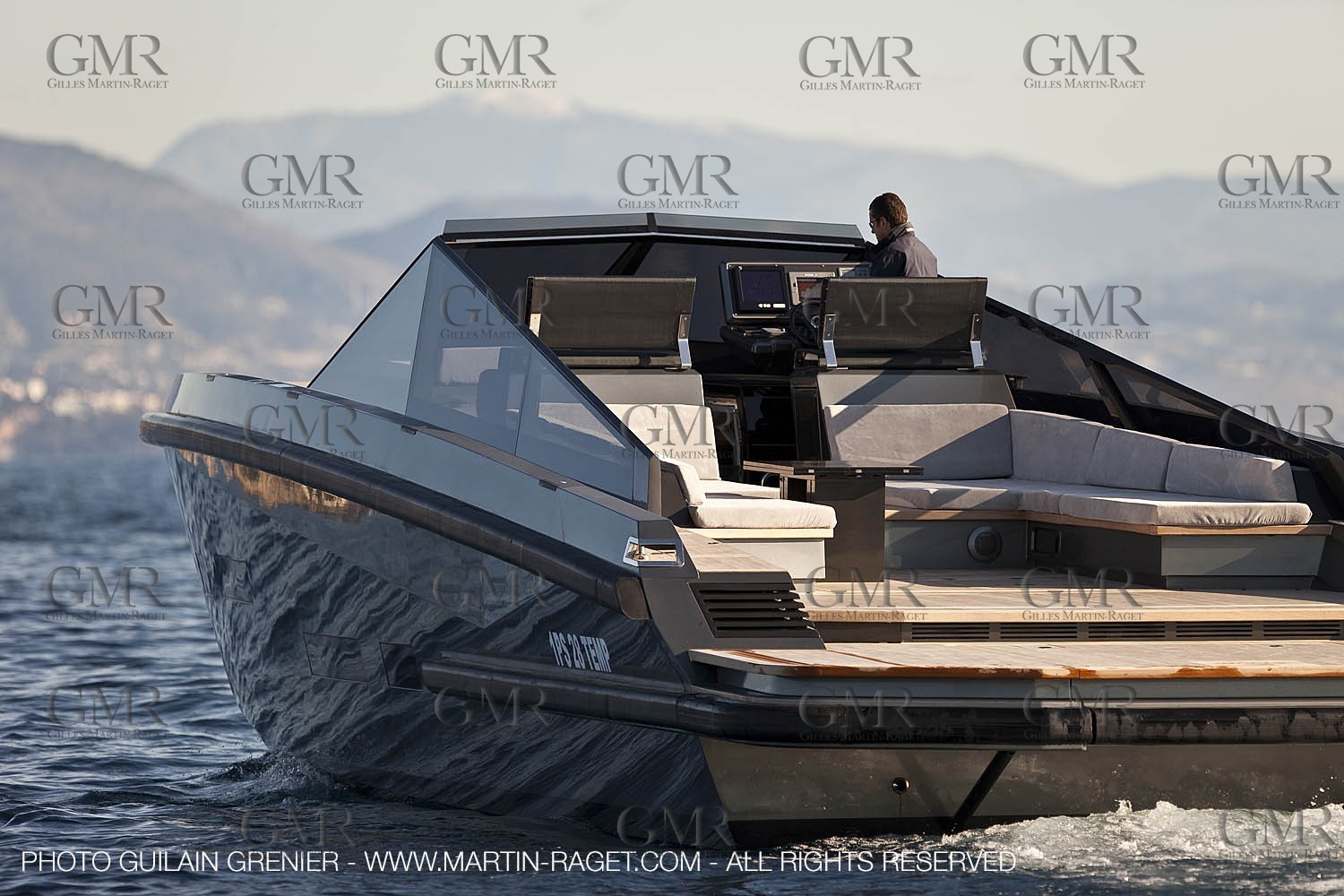 11 11 2009 - Saint Jean Cap Ferrat (FRA,06) Wally Yachts - Wallypower 55