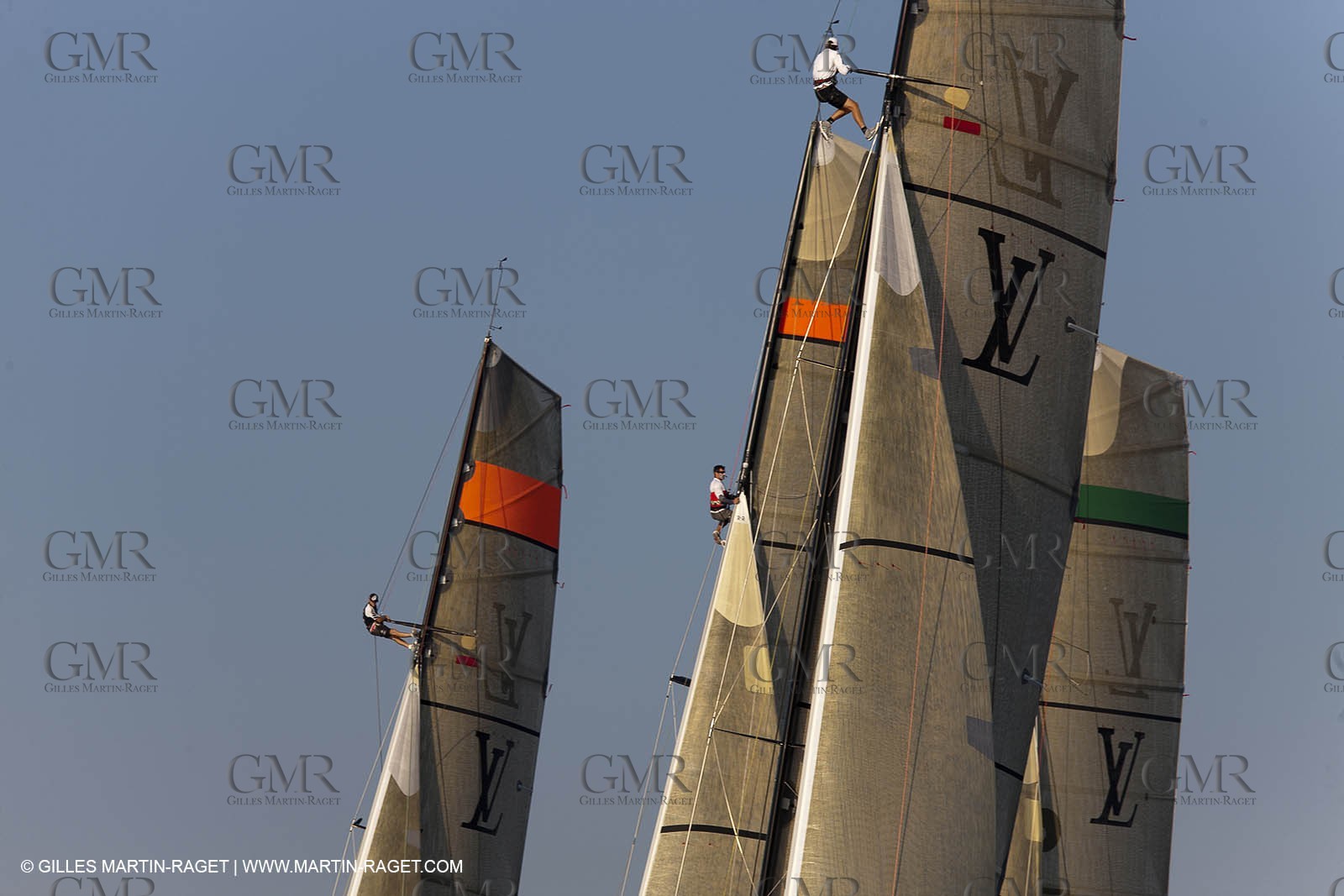 25 11 2010 - Dubai (UAE) - Dubai Louis Vuitton Trophy -  BMW ORACLE Racing - Fleet races