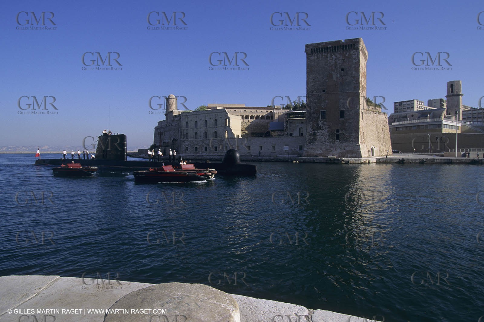 Monde maritime, Warships, marine militaire