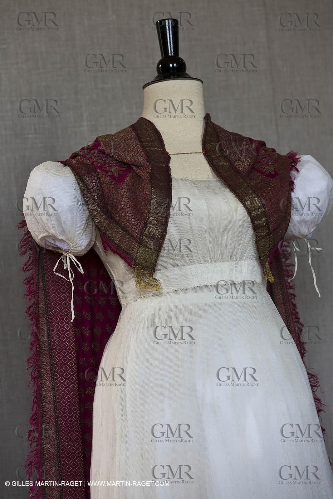 06 07 2012, Toulon (FRA,83), Villa Rozemaine, Exposition Robes de Mode