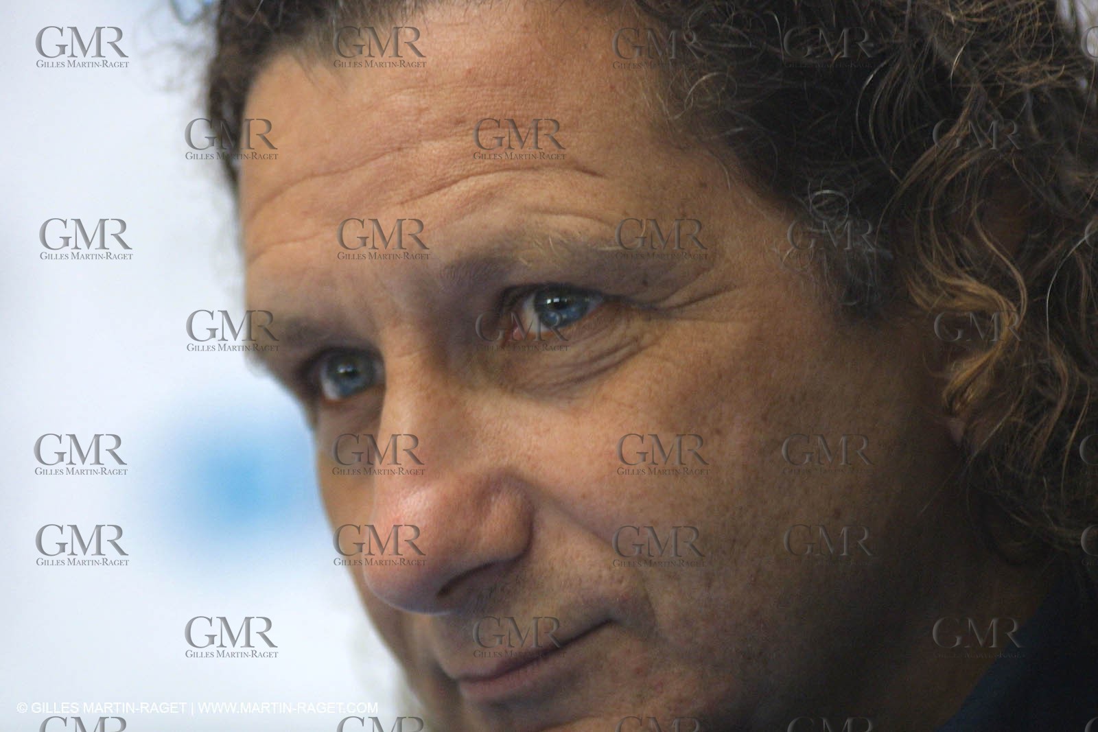 Geronimo - Jules Verne Trophy 2001 start - Brest