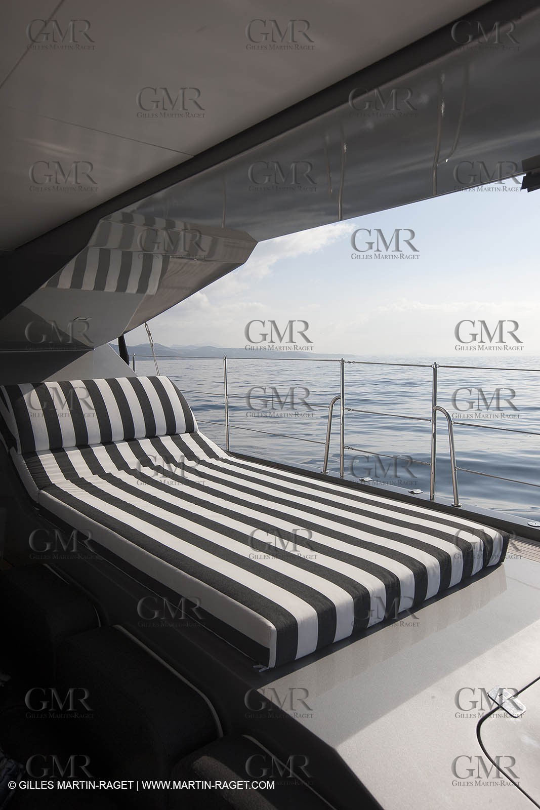 25 02 2011 - La Ciotat (FRA,13) - Super Yachts - Chantier H2X - Cartouche