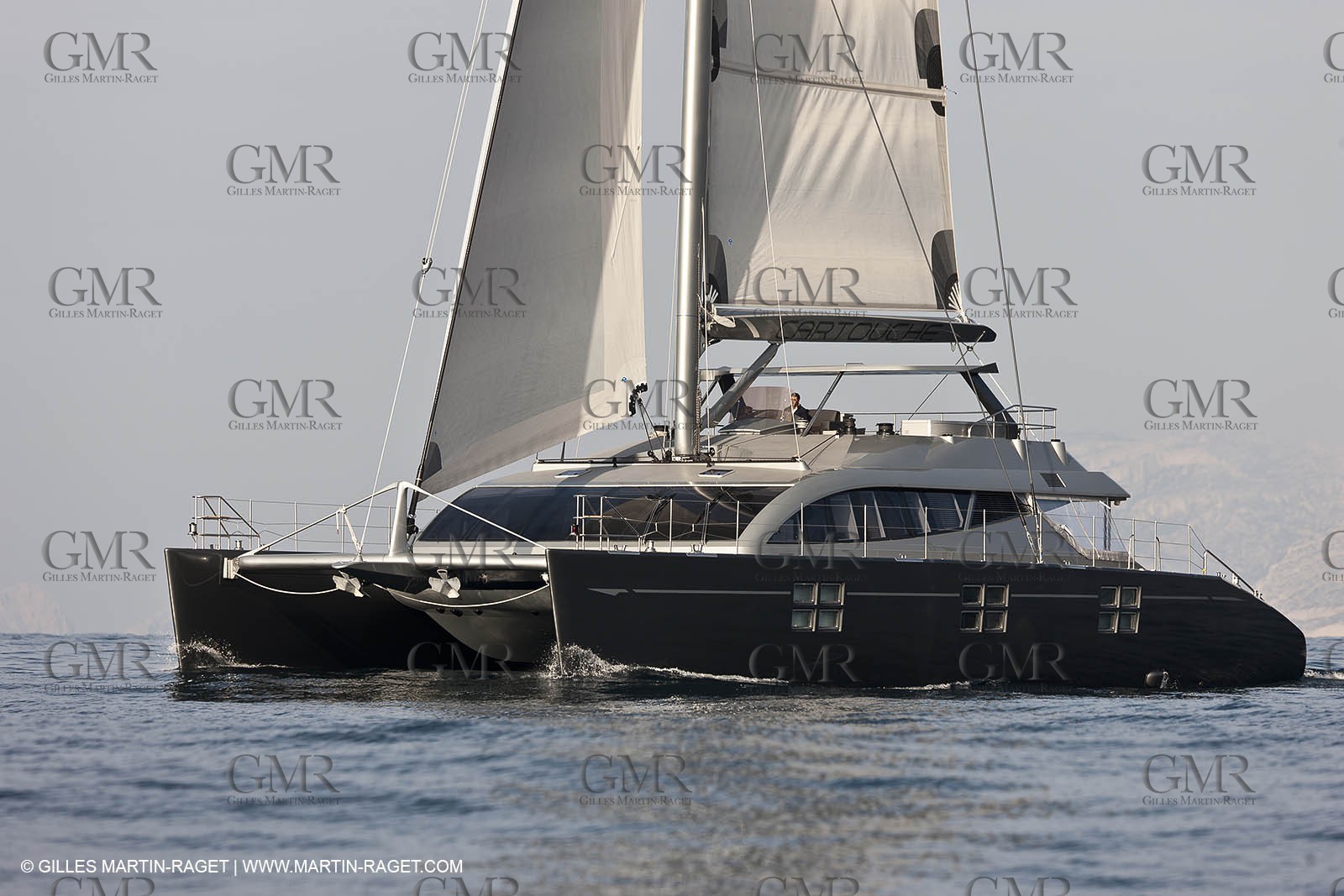 25 02 2011 - La Ciotat (FRA,13) - Super Yachts - Chantier H2X - Cartouche