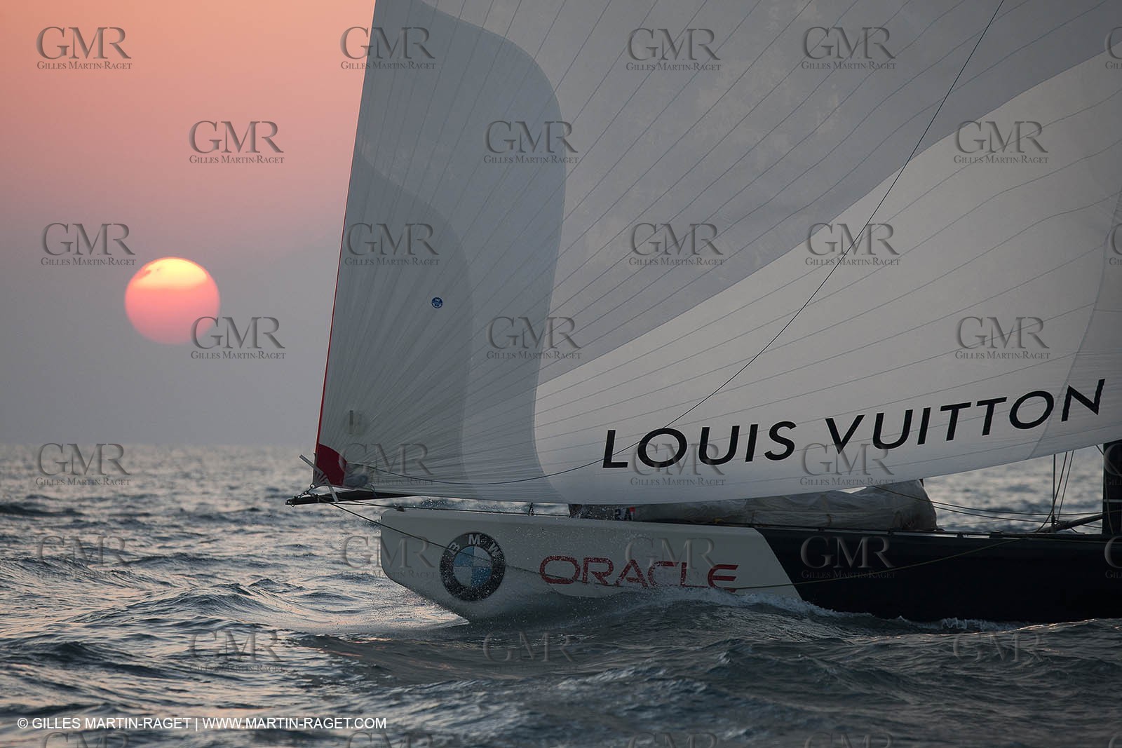 25 11 2010 - Dubai (UAE) - Dubai Louis Vuitton Trophy -  BMW ORACLE Racing Fleet races