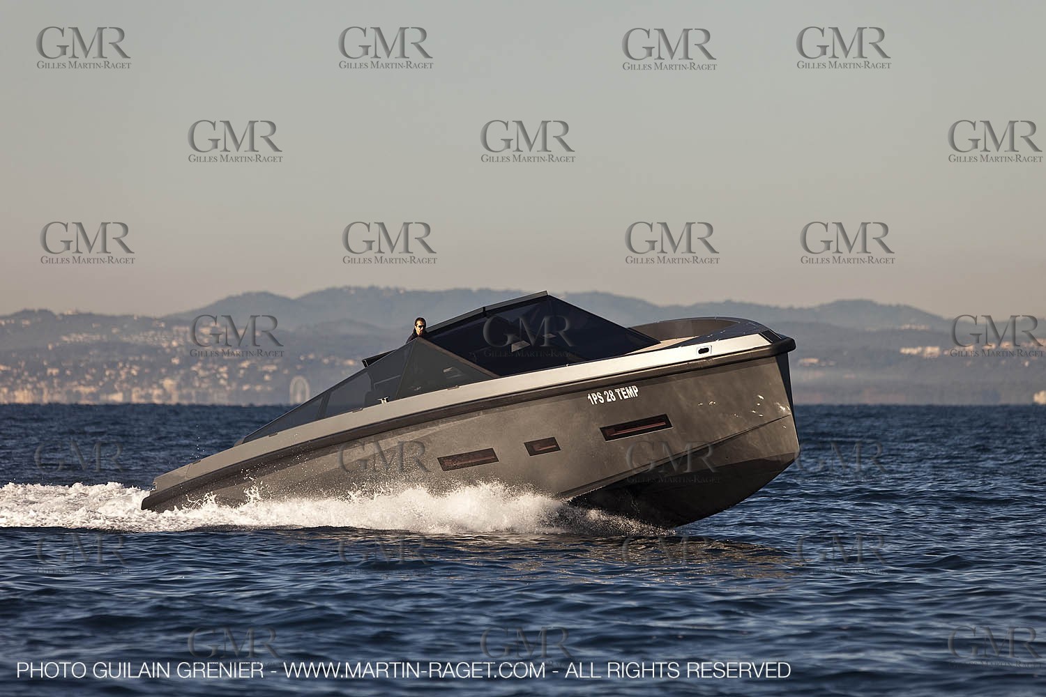 11 11 2009 - Saint Jean Cap Ferrat (FRA,06) Wally Yachts - Wallypower 55
